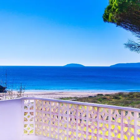 Apartman Apartment With Ocean Terrace *